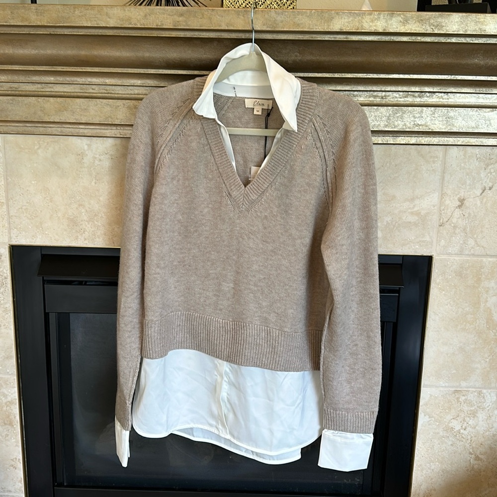 Elan NWT size medium sweater/blouse